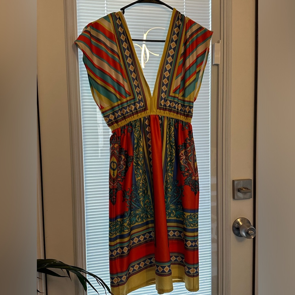 Flying Tomato Small above the‎ knee midi dress